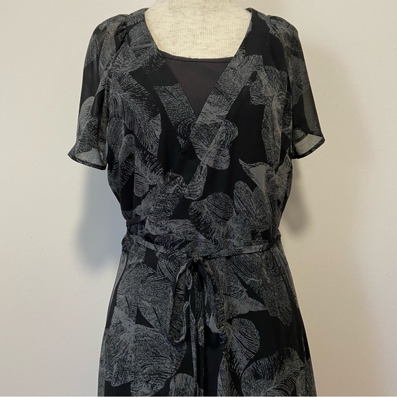 Wrap Front Maxi Dress Sheer Feather Print Size 6/8 Handmade Includes Slip EUC - Picture 2 of 9